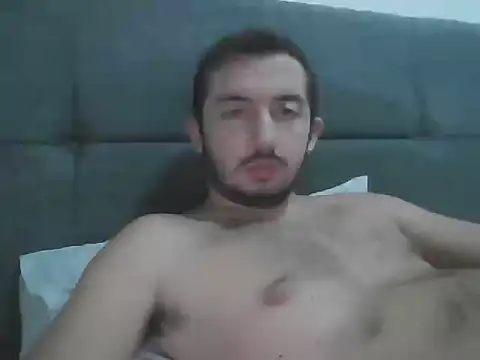 laynufff online show from October 31, 4:58 pm