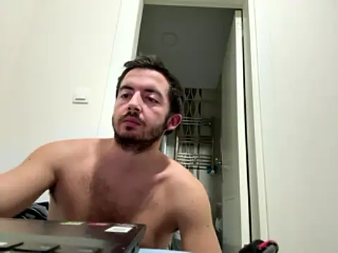 laynufff online show from January 17, 5:27 pm