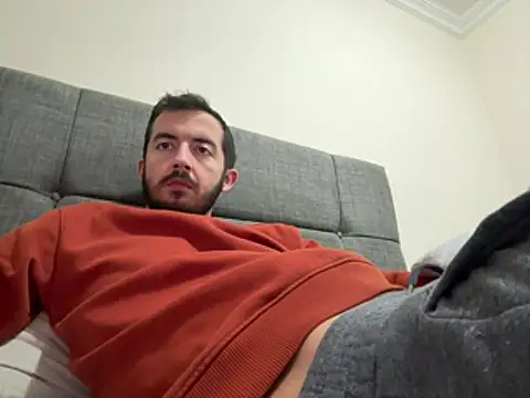 laynufff online show from March 9, 9:07 pm