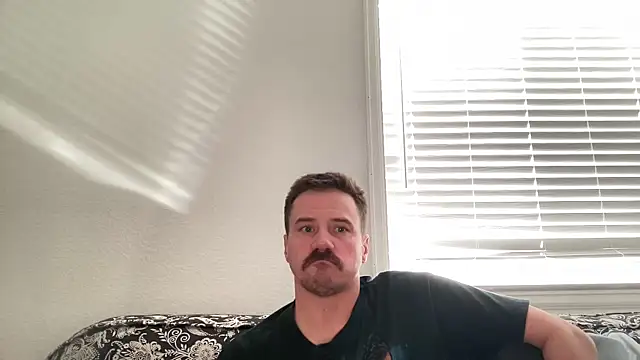 steelwood303 online show from December 3, 8:52 pm