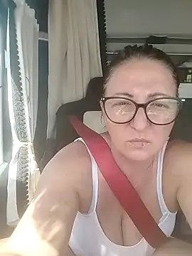 Snapshot of cuplubijoanna chatting on September 17, 11:12 am cuplubijoanna online show from September 17, 11:12 am