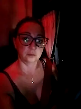 cuplubijoanna online show from April 24, 1:51 am