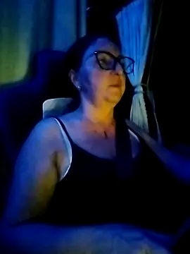 Snapshot of cuplubijoanna chatting on October 10, 3:51 am cuplubijoanna online show from October 10, 3:51 am