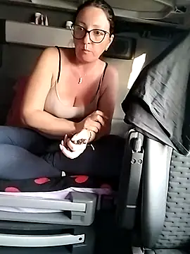 cuplubijoanna online show from March 22, 5:03 pm