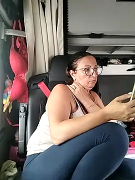 cuplubijoanna online show from April 29, 12:31 pm