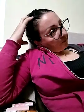 cuplubijoanna online show from February 8, 7:11 pm