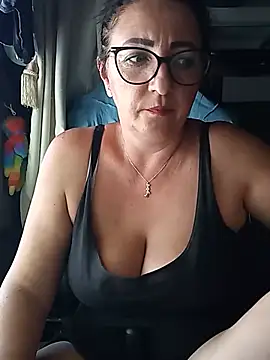 Snapshot of cuplubijoanna chatting on July 14, 11:05 am cuplubijoanna online show from July 14, 11:05 am