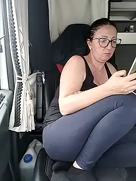 cuplubijoanna online show from March 28, 8:26 am