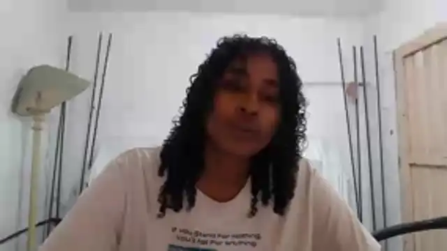 yohatinelly07 online show from November 12, 9:40 pm