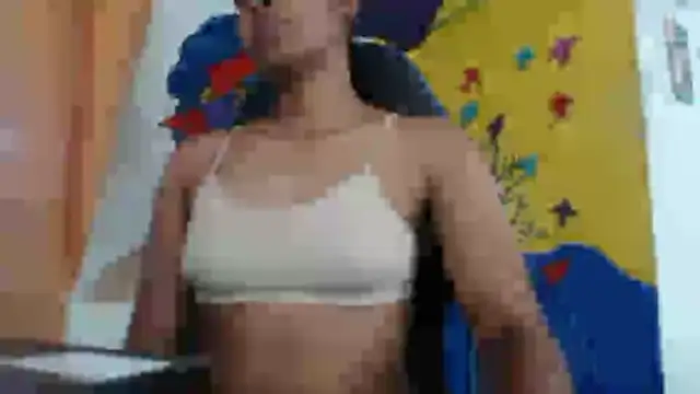 yohatinelly07 online show from October 21, 9:47 pm