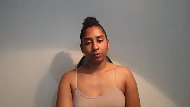 yohatinelly07 online show from July 5, 10:38 pm
