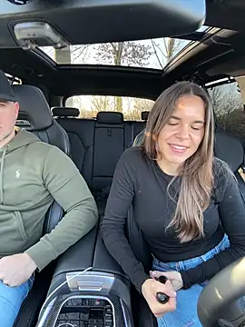 JuicyFruits93 online show from March 3, 8:10 am