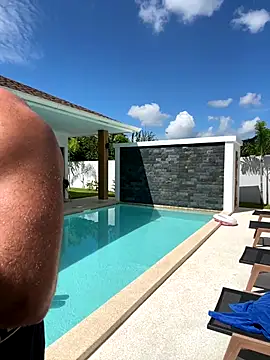 JuicyFruits93 online show from November 3, 6:40 am