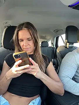 JuicyFruits93 online show from December 15, 1:50 pm