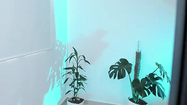 rossth1 online show from March 20, 8:54 pm