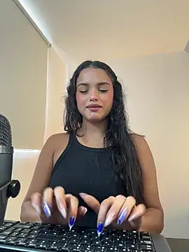 rossth1 online show from March 26, 7:12 pm