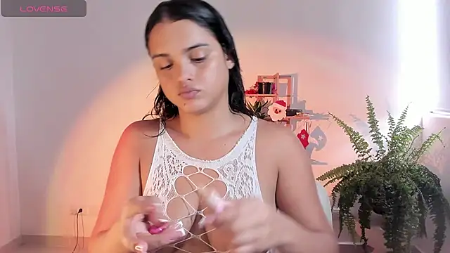 rossth1 online show from November 27, 7:03 pm