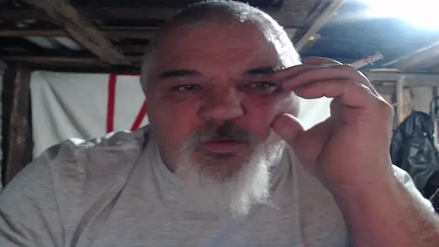 Newfiesausage1972 online show from November 16, 10:35 pm