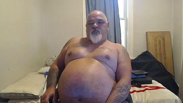 Newfiesausage1972 online show from September 19, 12:09 pm