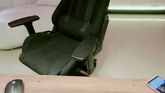 Gracefulgoddess online show from February 25, 5:18 am