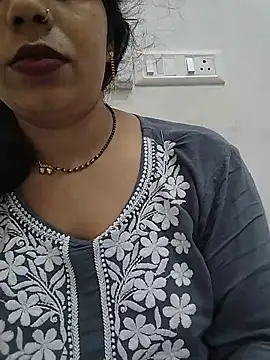 Simaran bhabhi online show from June 3, 1:06 am