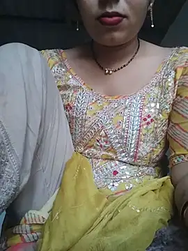 Snapshot of Simaran_bhabhi chatting on June 24, 12:20 am Simaran bhabhi online show from June 24, 12:20 am