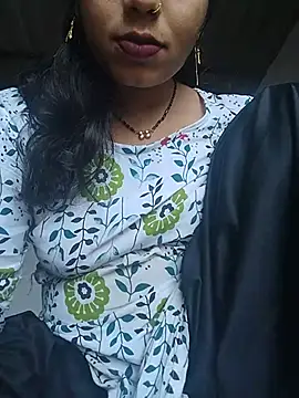Snapshot of Simaran_bhabhi chatting on June 12, 12:41 am Simaran bhabhi online show from June 12, 12:41 am