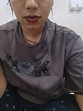 Snapshot of Simaran_bhabhi chatting on July 8, 12:57 am Simaran bhabhi online show from July 8, 12:57 am