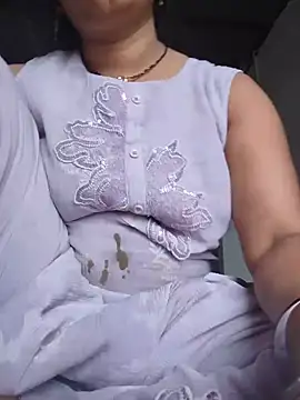 Snapshot of Simaran_bhabhi chatting on June 26, 1:44 am Simaran bhabhi online show from June 26, 1:44 am