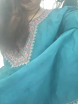 Snapshot of Simaran_bhabhi chatting on December 14, 12:06 am Simaran bhabhi online show from December 14, 12:06 am