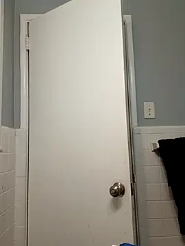 Snapshot of 1BeautyN1Beast chatting on March 15, 10:00 pm 1BeautyN1Beast online show from March 15, 10:00 pm