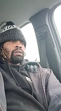 Snapshot of 1BeautyN1Beast chatting on February 23, 3:29 pm 1BeautyN1Beast online show from February 23, 3:29 pm