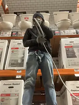 Snapshot of 1BeautyN1Beast chatting on January 26, 4:51 am 1BeautyN1Beast online show from January 26, 4:51 am