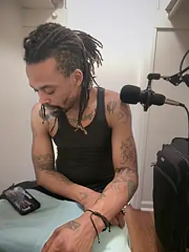 1BeautyN1Beast online show from February 17, 8:55 am