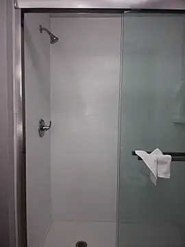 1BeautyN1Beast online show from December 16, 11:58 am