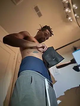 1BeautyN1Beast online show from February 26, 8:09 pm