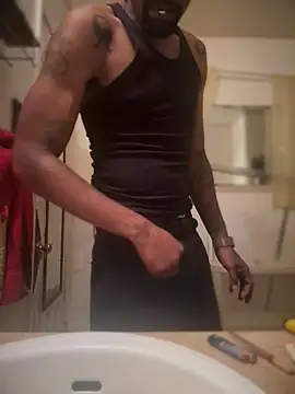 Snapshot of 1BeautyN1Beast chatting on September 28, 7:26 am 1BeautyN1Beast online show from September 28, 7:26 am