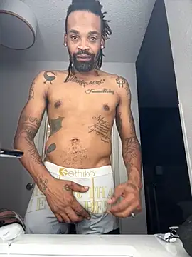 Snapshot of 1BeautyN1Beast chatting on October 12, 12:39 pm 1BeautyN1Beast online show from October 12, 12:39 pm