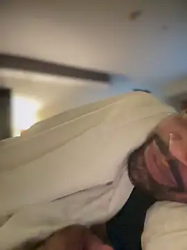 1BeautyN1Beast online show from March 1, 4:01 am