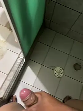 julio9679 online show from February 26, 9:59 pm