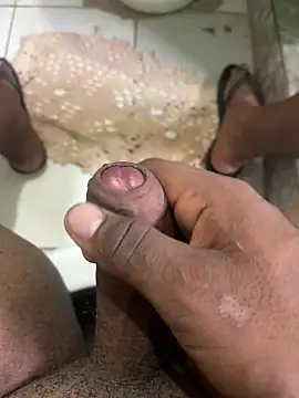 julio9679 online show from March 29, 4:08 pm