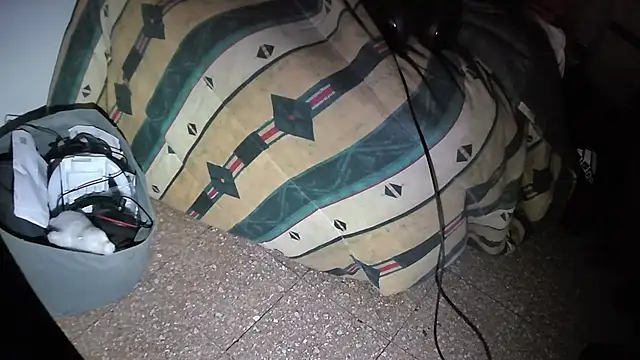 Snapshot of MartaMoon96 chatting on November 22, 4:11 am MartaMoon96 online show from November 22, 4:11 am