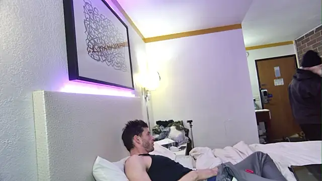 savageconfidence online show from October 28, 8:02 am