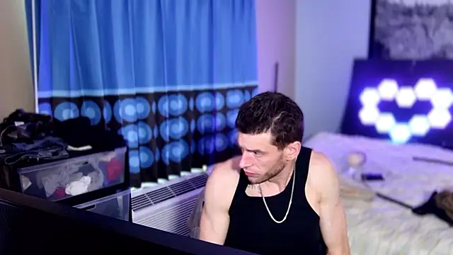 savageconfidence online show from April 18, 10:10 pm