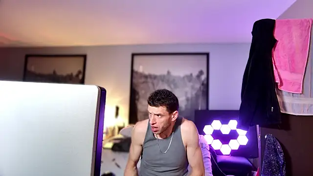 savageconfidence online show from April 2, 9:38 am