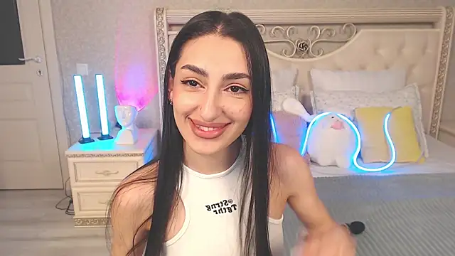 Lina Robbins online show from March 11, 1:54 am