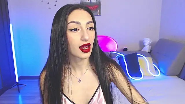 Snapshot of Lina_Robbins chatting on March 13, 3:00 am Lina Robbins online show from March 13, 3:00 am