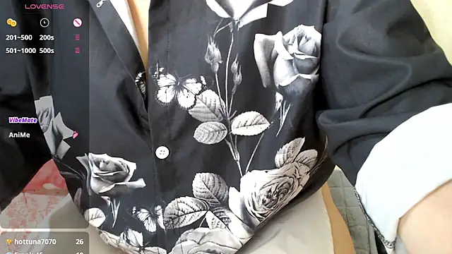 RoseStarr online show from November 17, 9:24 am