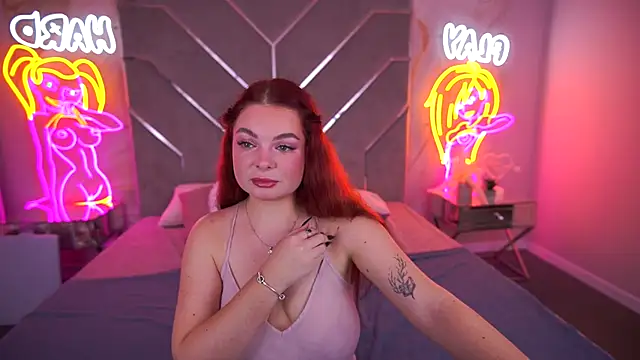 CarolinaDia online show from November 7, 8:46 pm