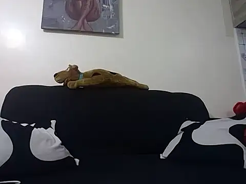 hoely grail01 online show from November 4, 8:01 pm